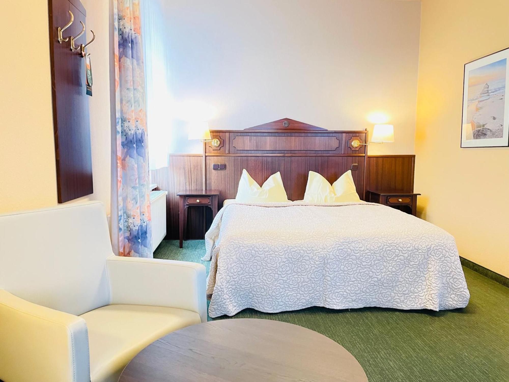 Strandhotel Graal-Muritz Bagian luar foto